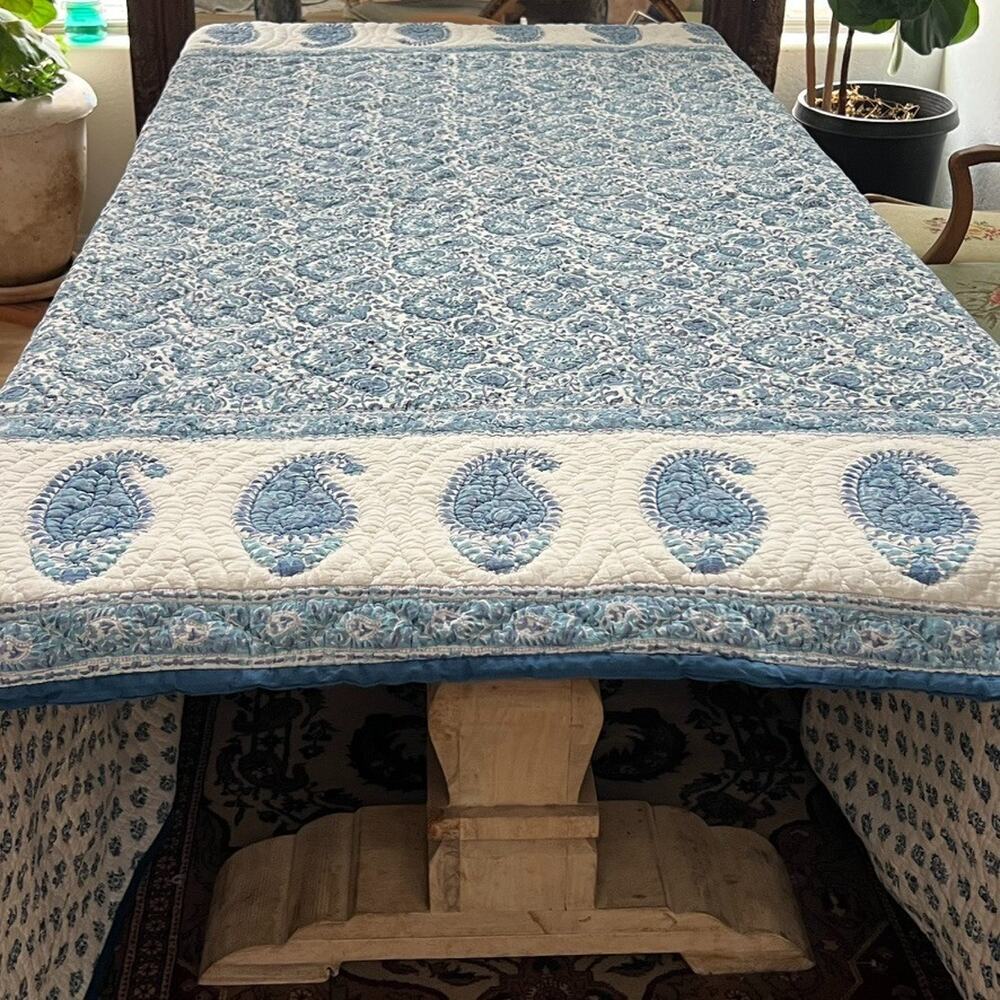 Bedspread Quilt Hand Quilted 93 x 106" Blue & White Paisley Gauze - Picture 1 of 10